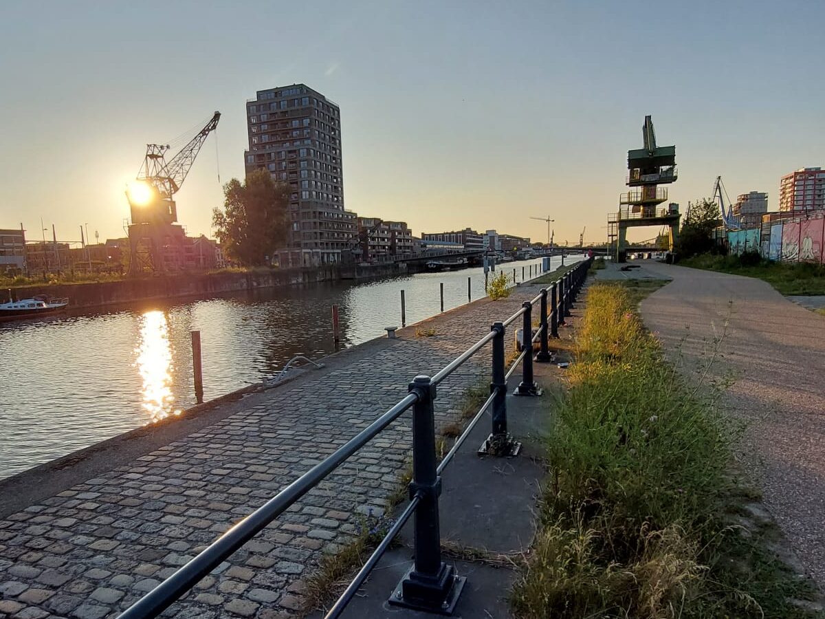 🚴‍♂️ Fietstocht naar de Gentse haven – ontdek wat achter de stad schuilt